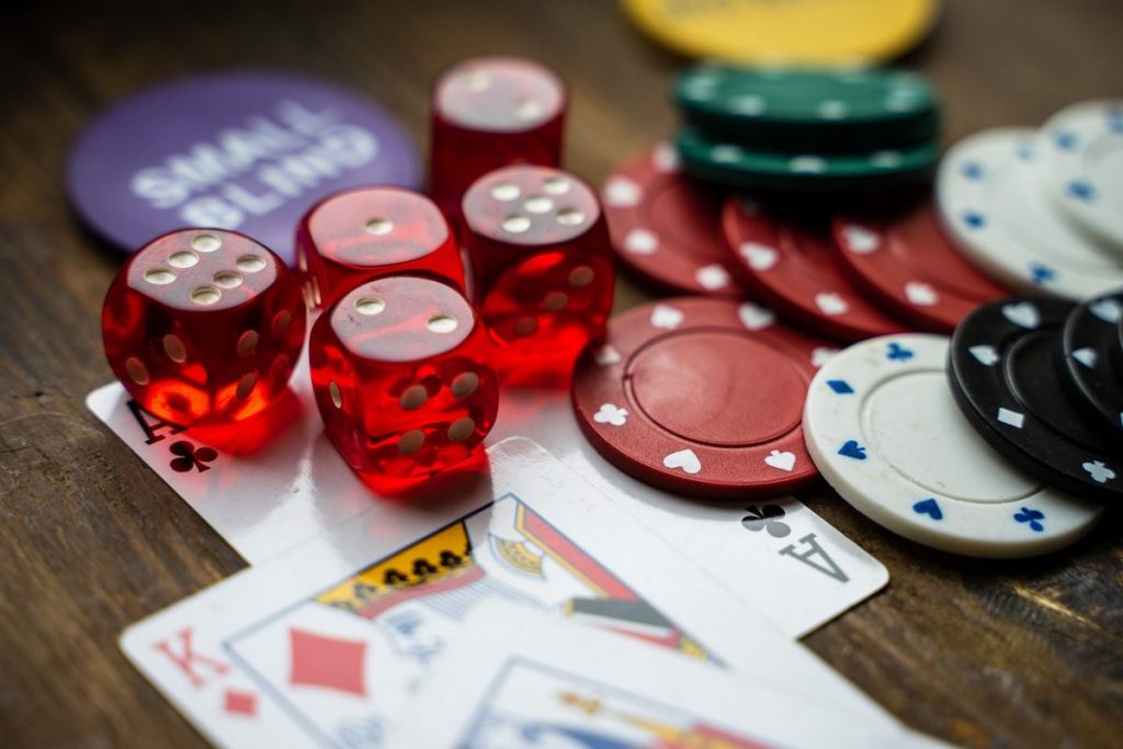 The Art of Bluffing A Guide to Dominating Online Texas Hold’em